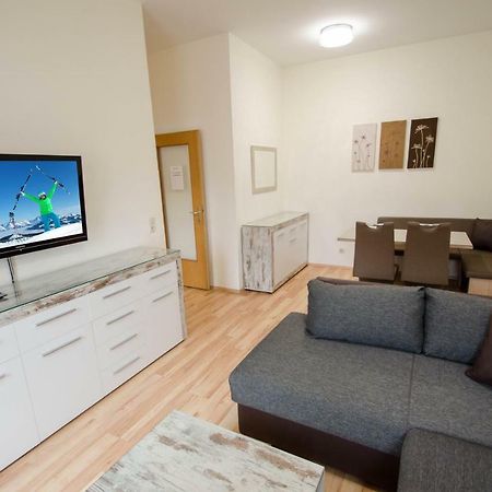 Apartment Cityxpress Top 7 Zell am See Exterior photo